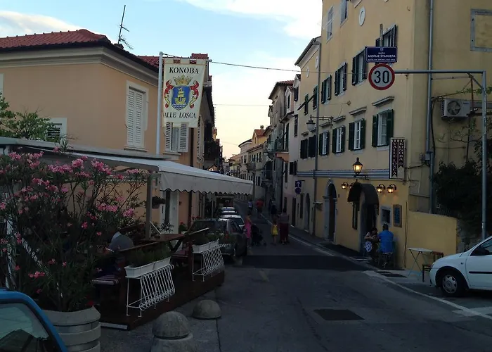 Apartment Sand Beach Apartament *