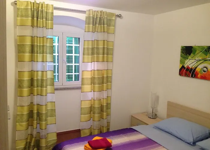 Apartment Sand Beach Apartament *