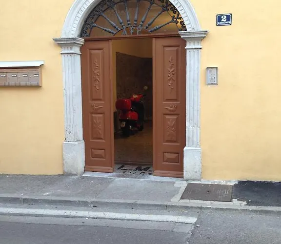 Apartment Sand Beach Apartment *